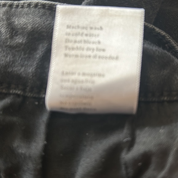 KanCan🖤Skinny Distressed Black JEANS Midrise with Stretch🌻9/28 - Picture 13 of 13